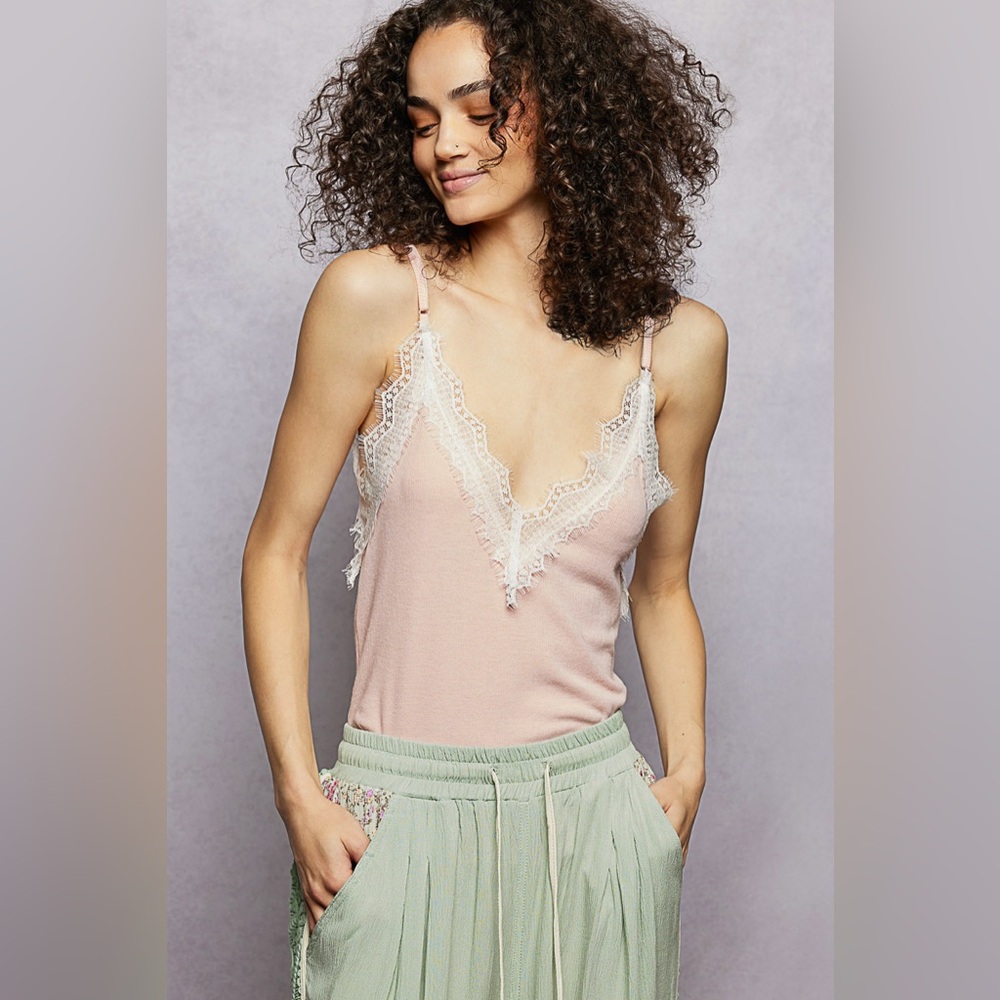 POL Lace Detail V-Neck Ribbed Cami